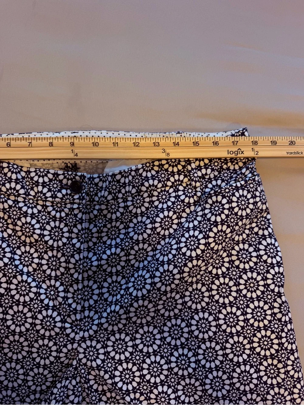 Talbots Blue and White Floral Geometric Cropped Chinos